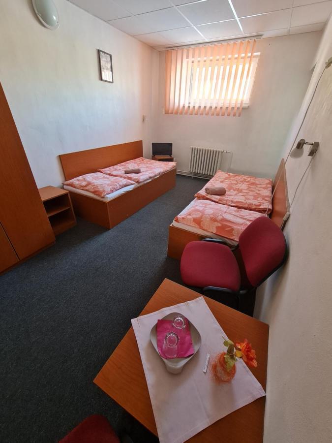 Penzion Olympia Banská Bystrica Exterior foto