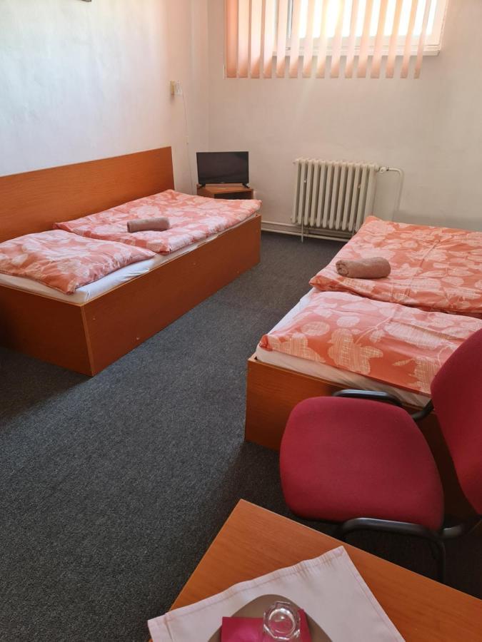 Penzion Olympia Banská Bystrica Exterior foto